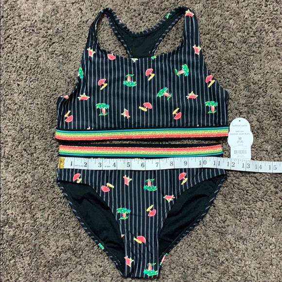 Black and stripes 🌊 One piece Swimsuit 🩱🏝👙👧🏻 - Picture 1 of 5